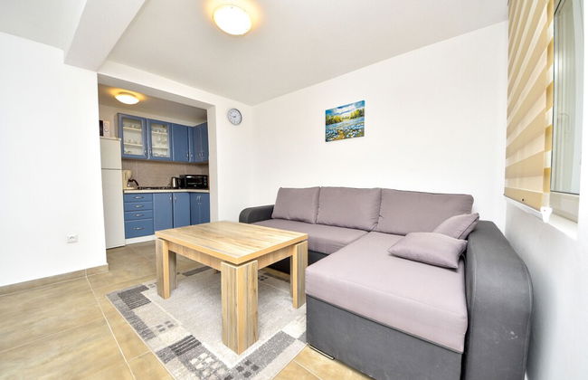 Apartmani Robi i Kristina - Photo 80