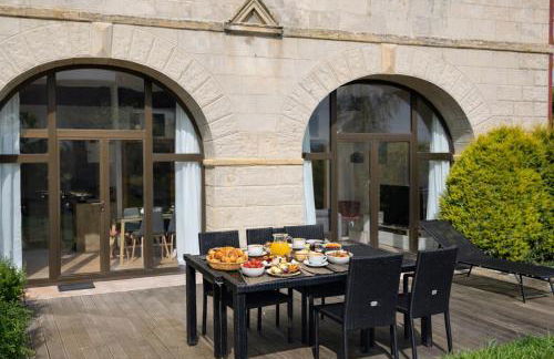 Appartement lumineux et cosy avec jardin vue sur chateau près Port en Bessin, Bayeux et Omaha Beach - Foto 10