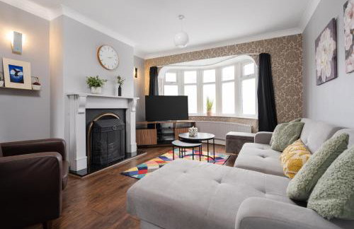 Manchester Business and Leisure Home with Free Parking - Foto 6