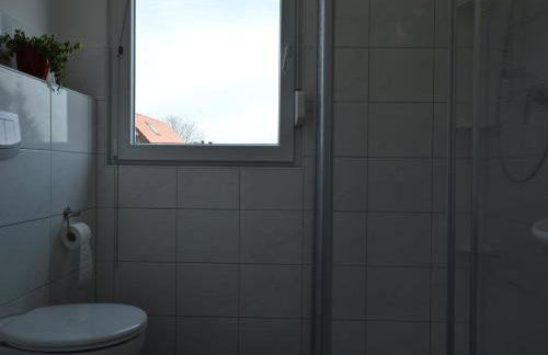 Central Rees Stay for Four - Photo 16