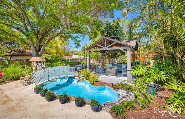 Luxury Retreat: Pool, Games, Basketball & More! - Foto 41