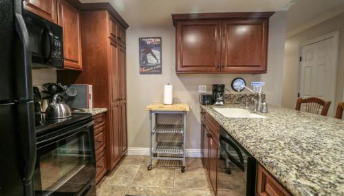 Horizons 4 #165 Condo - Foto 2