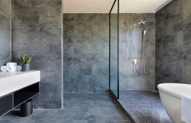 Modern 2 Bdr Apt, Large Living Room, High Speed Wifi - Photo 9