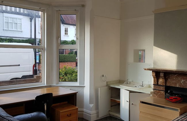 Stunning 5-bedroom House for Unforgettable Getaway - Foto 22