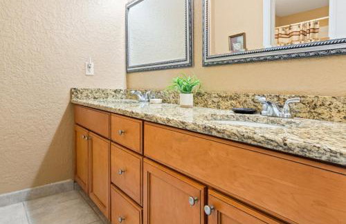 Ola Grande - Beachside Condos with Pool next to Cocoa Beach Pier - Foto 31