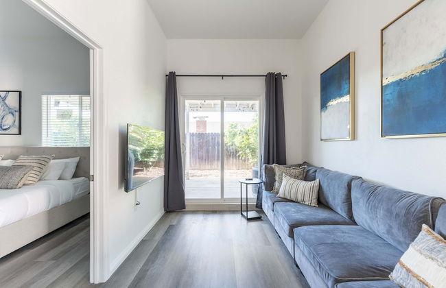 Elegant Retreat Modern Comforts Prime Location - Foto 9