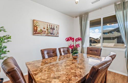 Beautiful Newly Built Home with Central AC - Foto 18