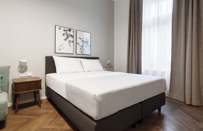 Limehome Prague Halkova - Foto 31