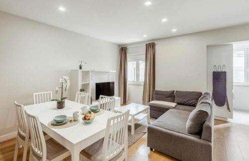 2-bedroom gem Central Odivelas - Foto 24