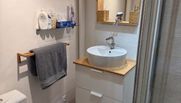 Studio douillet, Balaruc les bains, à deux pas de la cure et de la plage - Foto 4