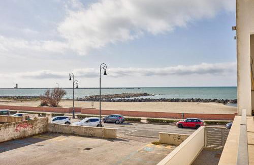 House on the Beach near seafood and wine restaurant - Foto 33