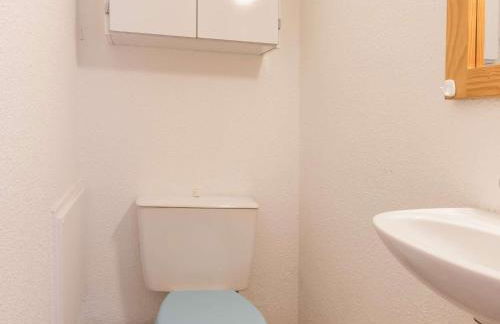 Appartement lumineux 3 pièces proche télécabine et commerces avec piscine chauffée - FR-1-330F-34 - Photo 2