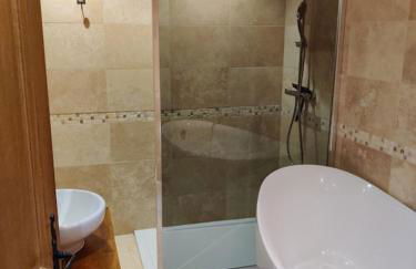 Spacious Ski Chalet In Traditional French Village, sleeps 8, Four Star with fibre broadband - Photo 33