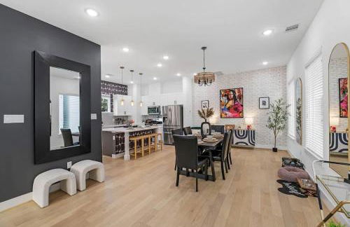 Downtown Oasis Rooftop with Skyline View - Foto 9