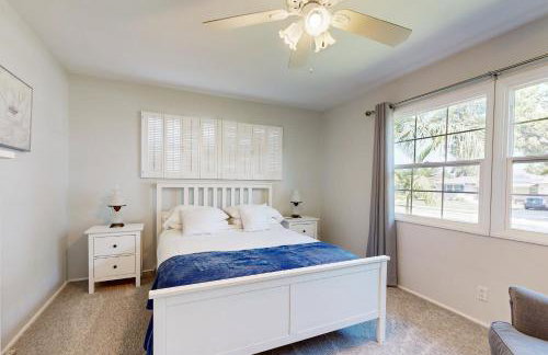 Evening Oasis - Photo 18