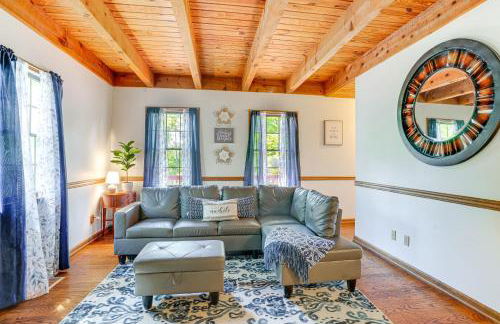 McGaheysville Home with Screened Porch and Gas Grill! - Foto 7