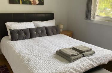 Dog friendly 1 bed cottage with a king sized bed - Foto 1