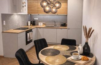 Designerski Apartament Wola - Parking Gratis - Klimatyzacja - Blisko Centrum - SmartTV - Foto 3