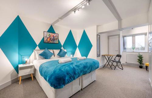 The Jockey Suite-Newmarket High Street-Two Double Bedroom Apartment - Foto 2