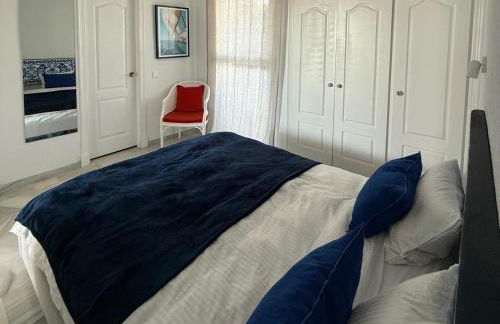 Sun Gardens Penthouse - Photo 18