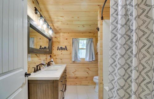 Secluded Cabin with Mtn Views about 33 Mi to Bigfork! - Photo 19