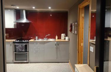 THE MOORINGS - Photo 5