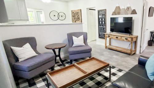 Vacation Home Minutes From Downtown, Great For Families - Foto 3