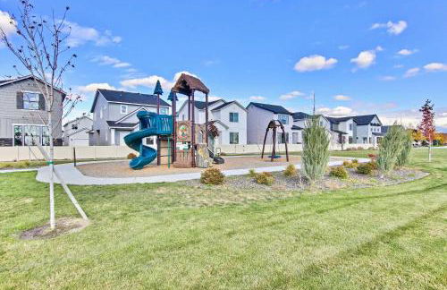 Spacious 6BR - Sleeps 22 - Game Room & Pool Access - Foto 43