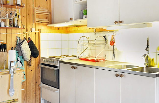 7 Person Holiday Home in Allingsas, Sverige - Foto 11