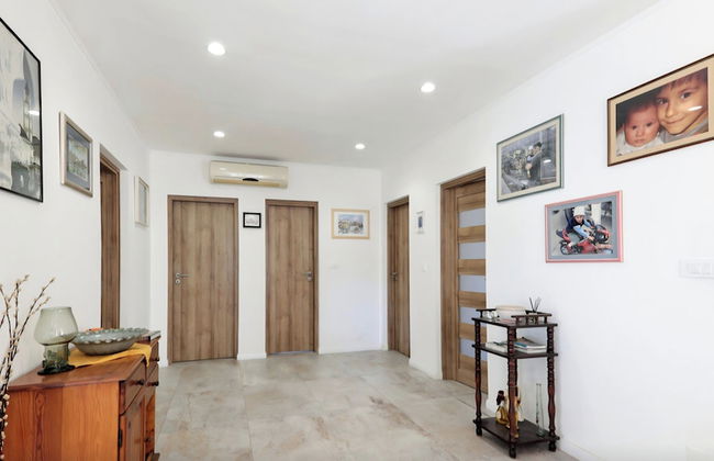 Villa Gariful - Sleeps 10 - Pool - Hottub - Petsok - Foto 20