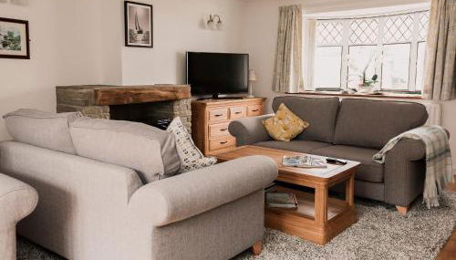 Three Batch Cottages - Photo 2