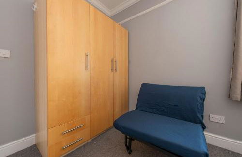 Lovely 3-bed 20 minutes to Central London - Photo 29