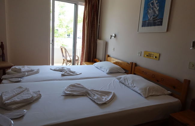 Bristol Hotel & Apartments - Photo 3