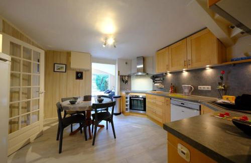 Maison familiale avec jardin à 5 min de Rouen - Foto 8