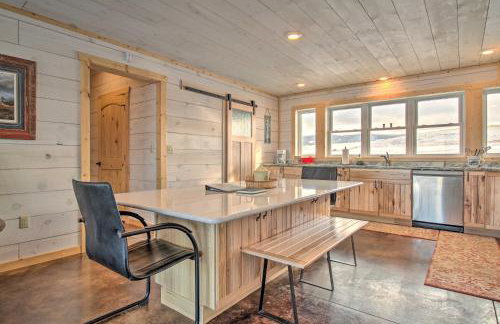Rural White Sulphur Springs Getaway w/ Deck! - Foto 7