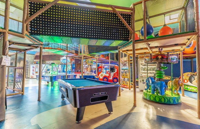 727 Regal Palms - Photo 54