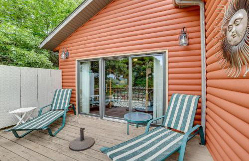 Decks and Views Spacious Cabin Near Table Rock Lake - Foto 29