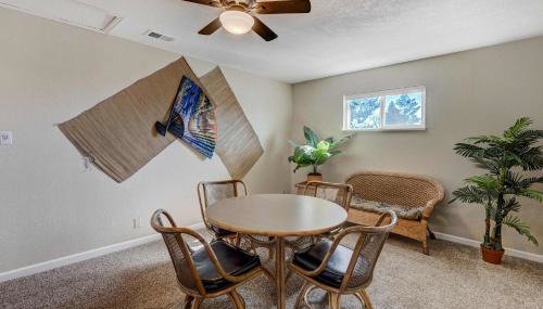 Crestpoint Court Family Multi-Level Near UCCS & BBQ - Foto 4