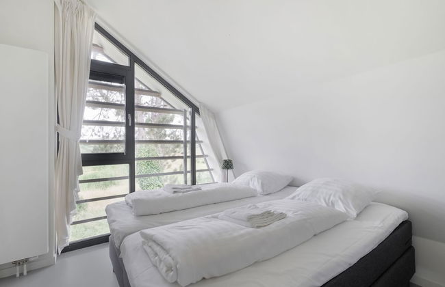 Beautiful Holiday Home Near the sea - Photo 8