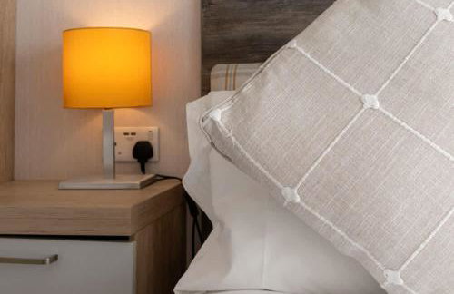 Lake View Escape - Fishing Lakes, Heated Outdoor Swimming Pool 500yrds on Sister Park , Pool Open April to September - Foto 34