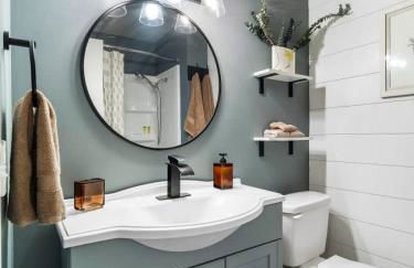 Large Remodeled 4 Bed 3 Bath Secluded With Hot Tub - Foto 34