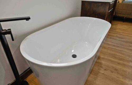 Luxe Mt. Rainier Lodge w/ Hot Tub-AC-Game Room - Foto 25