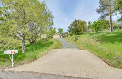 Coulterville Home with Gazebo Near Lakes and Hiking! - Foto 28