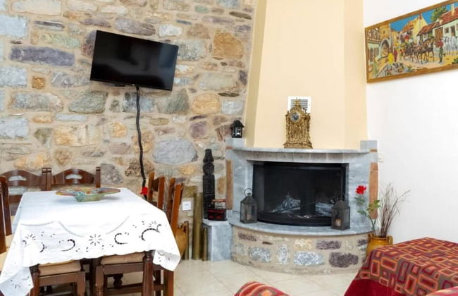 Platsa Seaview Retreat - A Stone-built Escape - Photo 9