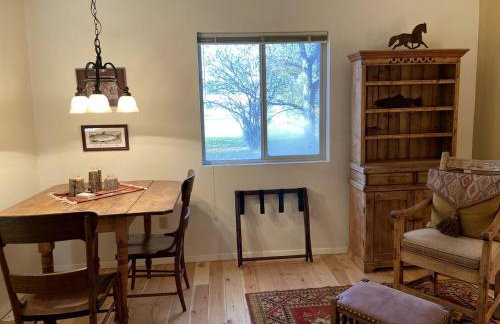 Charming Riverside Vacation Rental with Scenic Mountain Views near Ennis, Montana - Foto 27