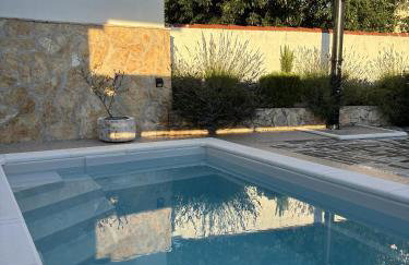 Holiday Home Cherry with pool - Photo 6