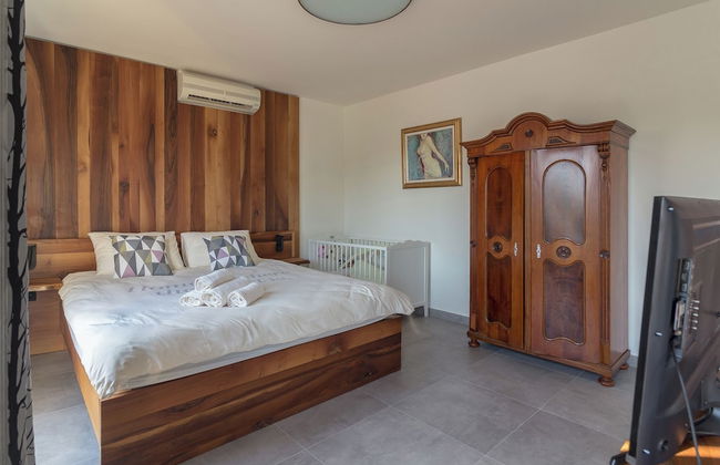 Pool Villa Izabela With Wellness - Photo 8