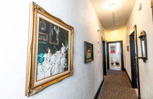 Parkside Paradise Elegant Victorian Home Just Steps from the Park - Foto 32