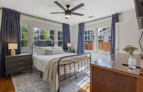 2 bed, 2 bath, historic beauty, walk downtown - Foto 45