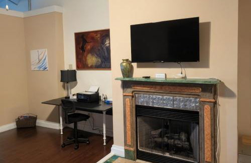 2 bed, 1 bath riverfront loft - Foto 26